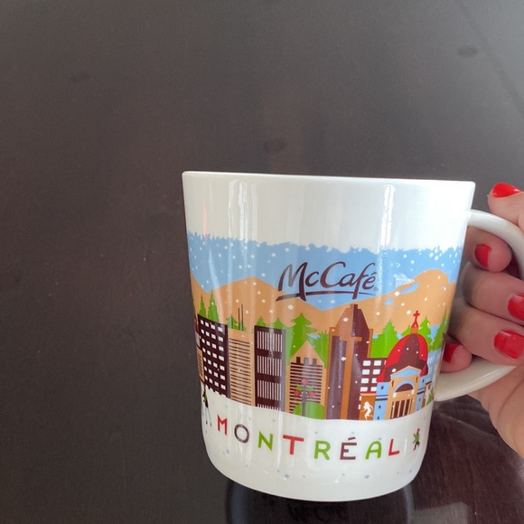 MCCAFÉ Montreal mug. 2017 - Picture 5 of 7
